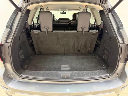 Gun Metallic 2019 Nissan Pathfinder SL