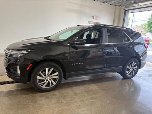 Mosaic Black Metallic 2022 Chevrolet Equinox 1LT