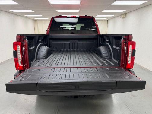 Ruby Red Metallic Tinted Clearcoat 2027 Ford F-250 Lariat