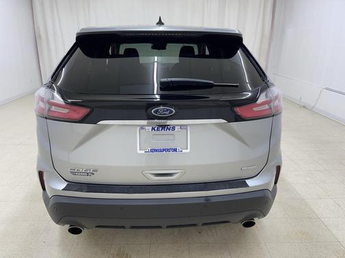 2020 Ford Edge SE