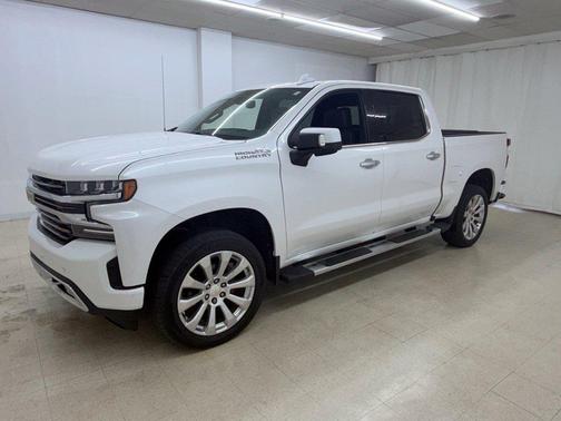 Iridescent Pearl Tricoat 2019 Chevrolet Silverado 1500 High Country