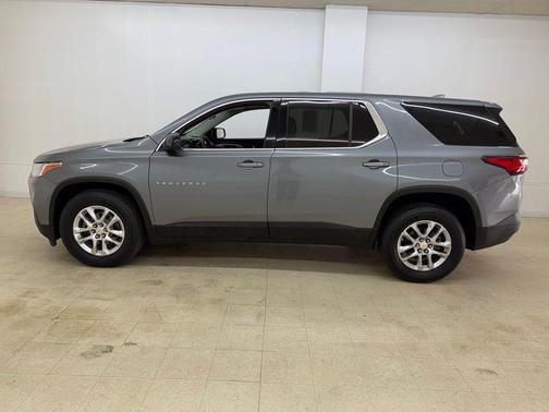 Satin Steel Metallic 2018 Chevrolet Traverse LS