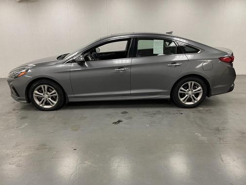 2018 Hyundai SONATA Limited