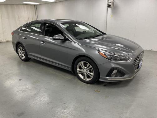 2018 Hyundai SONATA Limited