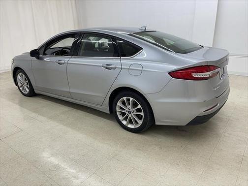 2020 Ford Fusion Hybrid SE