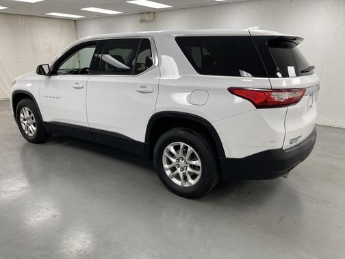 2021 Chevrolet Traverse LS