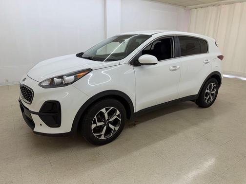 Clear White 2020 Kia Sportage LX