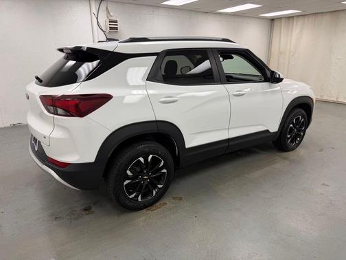 Summit White 2023 Chevrolet Trailblazer LT