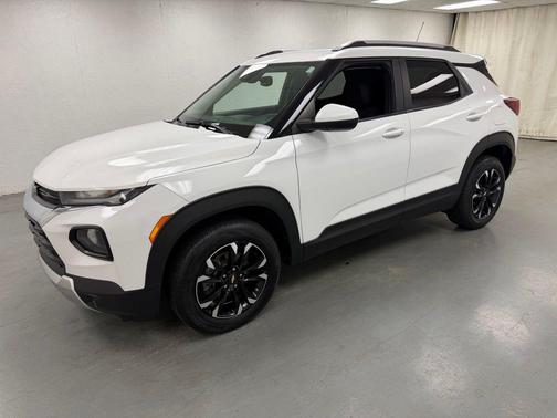 Summit White 2023 Chevrolet Trailblazer LT