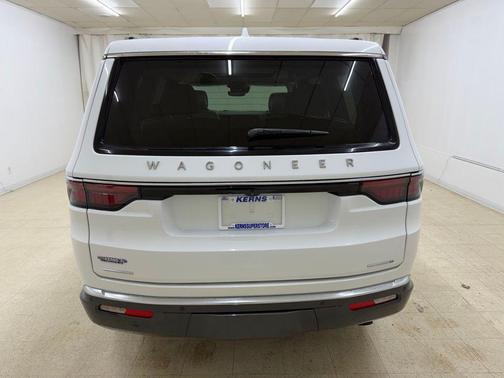 2022 Jeep Wagoneer Series II 4x4