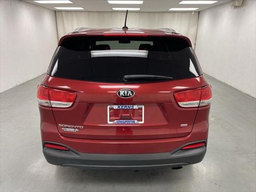 2017 Kia Sorento LX