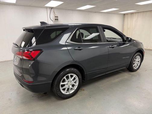 Iron Gray Metallic 2022 Chevrolet Equinox 1LT