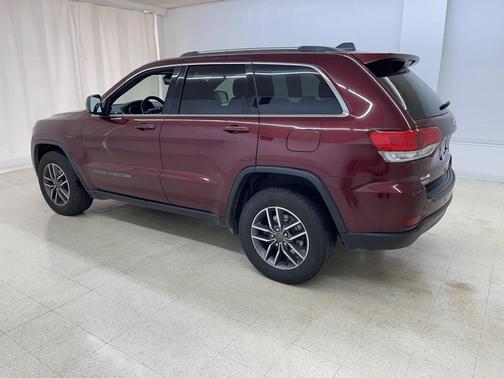 2019 Jeep Grand Cherokee Laredo