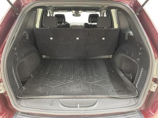 2019 Jeep Grand Cherokee Laredo