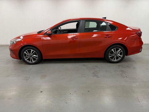 Fire Orange 2023 Kia Forte LXS