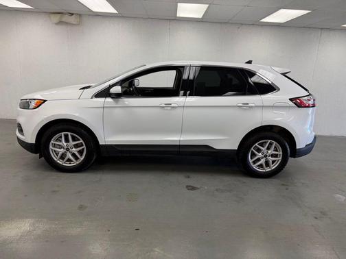 Oxford White 2024 Ford Edge SEL