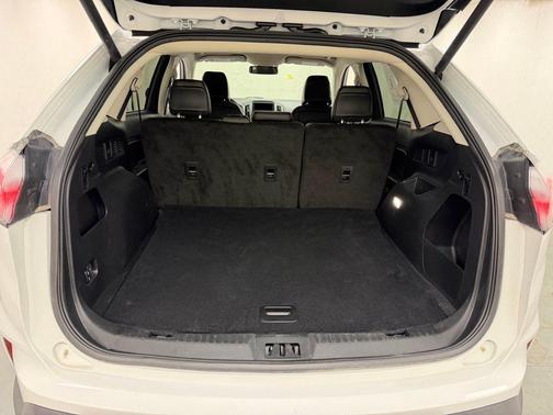 Oxford White 2024 Ford Edge SEL