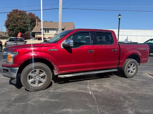 Ruby Red Metallic Tinted Clearcoat 2019 Ford F-150 XLT