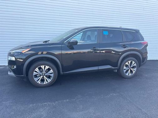 Super Black 2023 Nissan Rogue SV