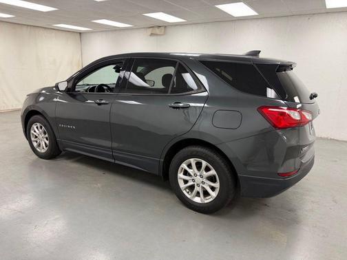 Nightfall Gray Metallic 2019 Chevrolet Equinox LS