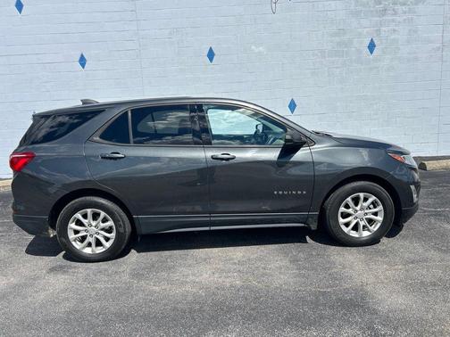 Nightfall Gray Metallic 2019 Chevrolet Equinox LS