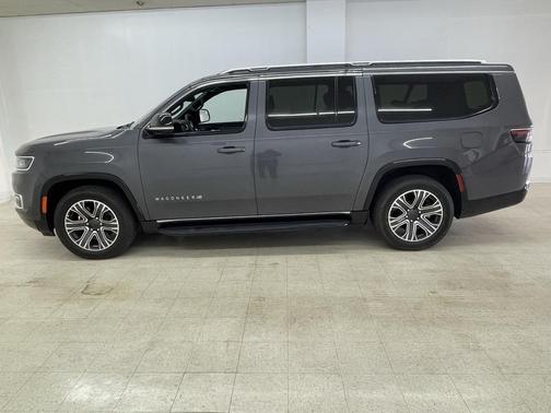 2023 Jeep Wagoneer L Series II 4x4