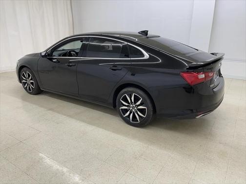2021 Chevrolet Malibu FWD RS