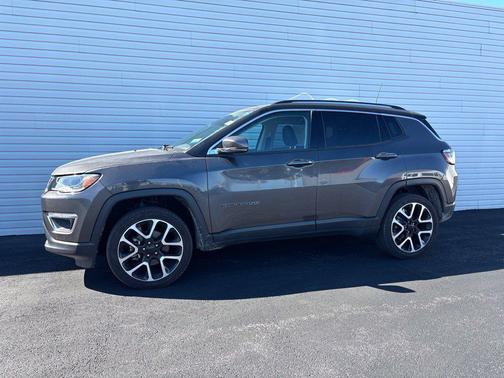 Granite Crystal Metallic Clearcoat 2021 Jeep Compass Limited