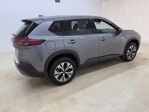 Gun Metallic 2021 Nissan Rogue SV