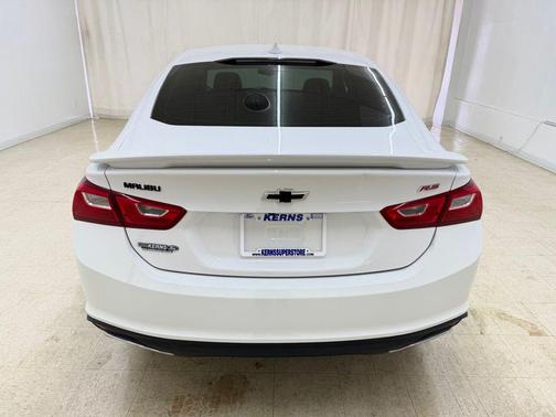 Summit White 2020 Chevrolet Malibu FWD RS