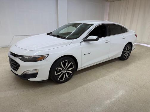 Summit White 2020 Chevrolet Malibu FWD RS