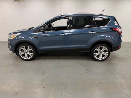 Blue 2018 Ford Escape Titanium