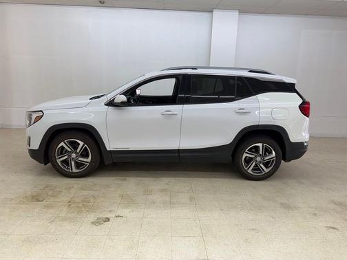 Summit White 2021 GMC Terrain SLT