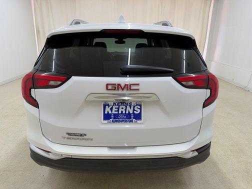 Summit White 2021 GMC Terrain SLT