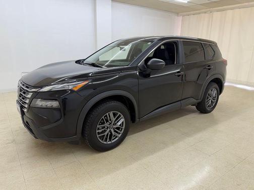 Super Black 2024 Nissan Rogue S