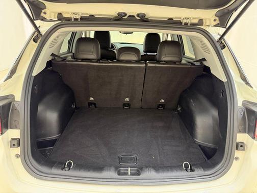 White Clearcoat 2018 Jeep Compass Latitude