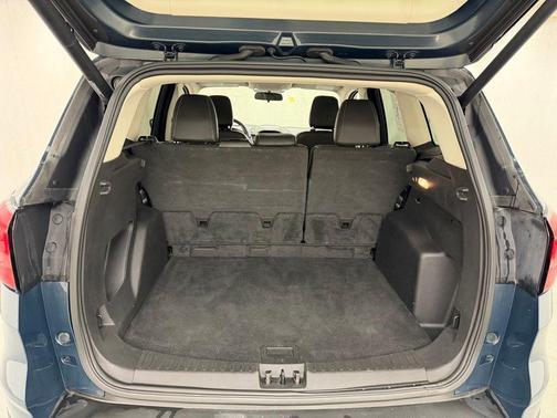 Baltic Sea Green Metallic 2019 Ford Escape SEL