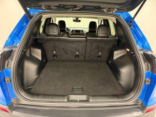 Hydro Blue Pearlcoat 2020 Jeep Cherokee Trailhawk Elite