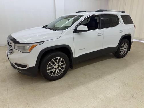 2019 GMC Acadia SLE-2