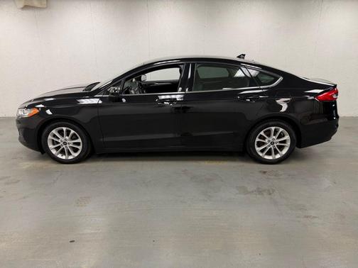 2020 Ford Fusion Hybrid SE