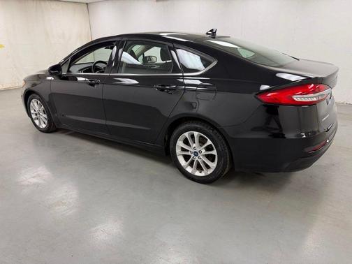 2020 Ford Fusion Hybrid SE