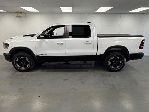 Bright White Clearcoat 2020 RAM 1500 Rebel
