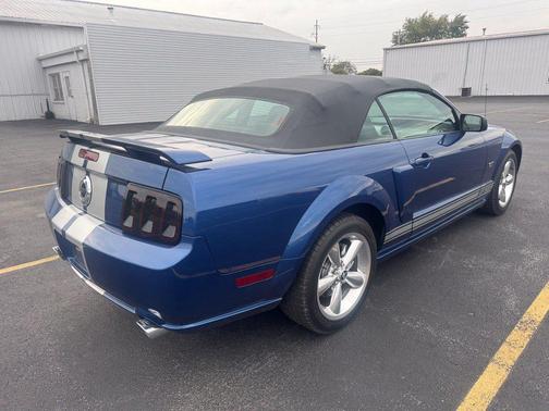 Blue 2007 Ford Mustang GT Premium