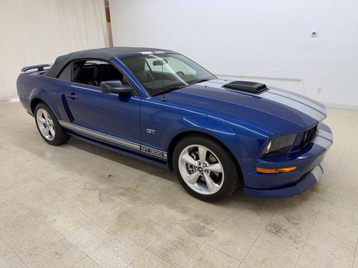 Blue 2007 Ford Mustang GT Premium