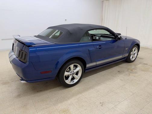 Blue 2007 Ford Mustang GT Premium