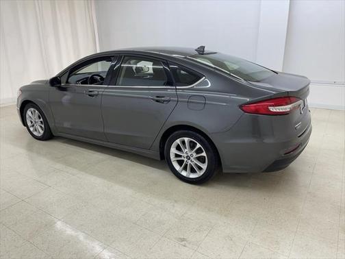 2020 Ford Fusion Hybrid SE