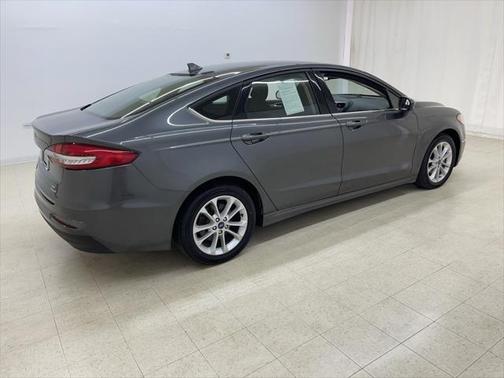 2020 Ford Fusion Hybrid SE