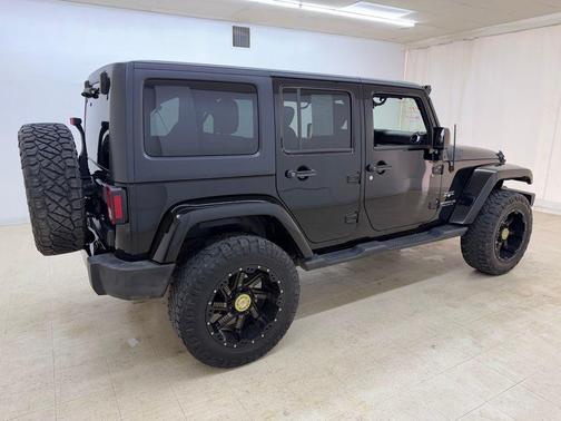2017 Jeep Wrangler Unlimited Sahara