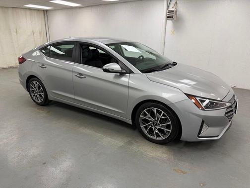 Stellar Silver 2020 Hyundai ELANTRA Limited