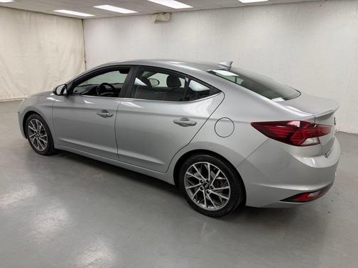 Stellar Silver 2020 Hyundai ELANTRA Limited